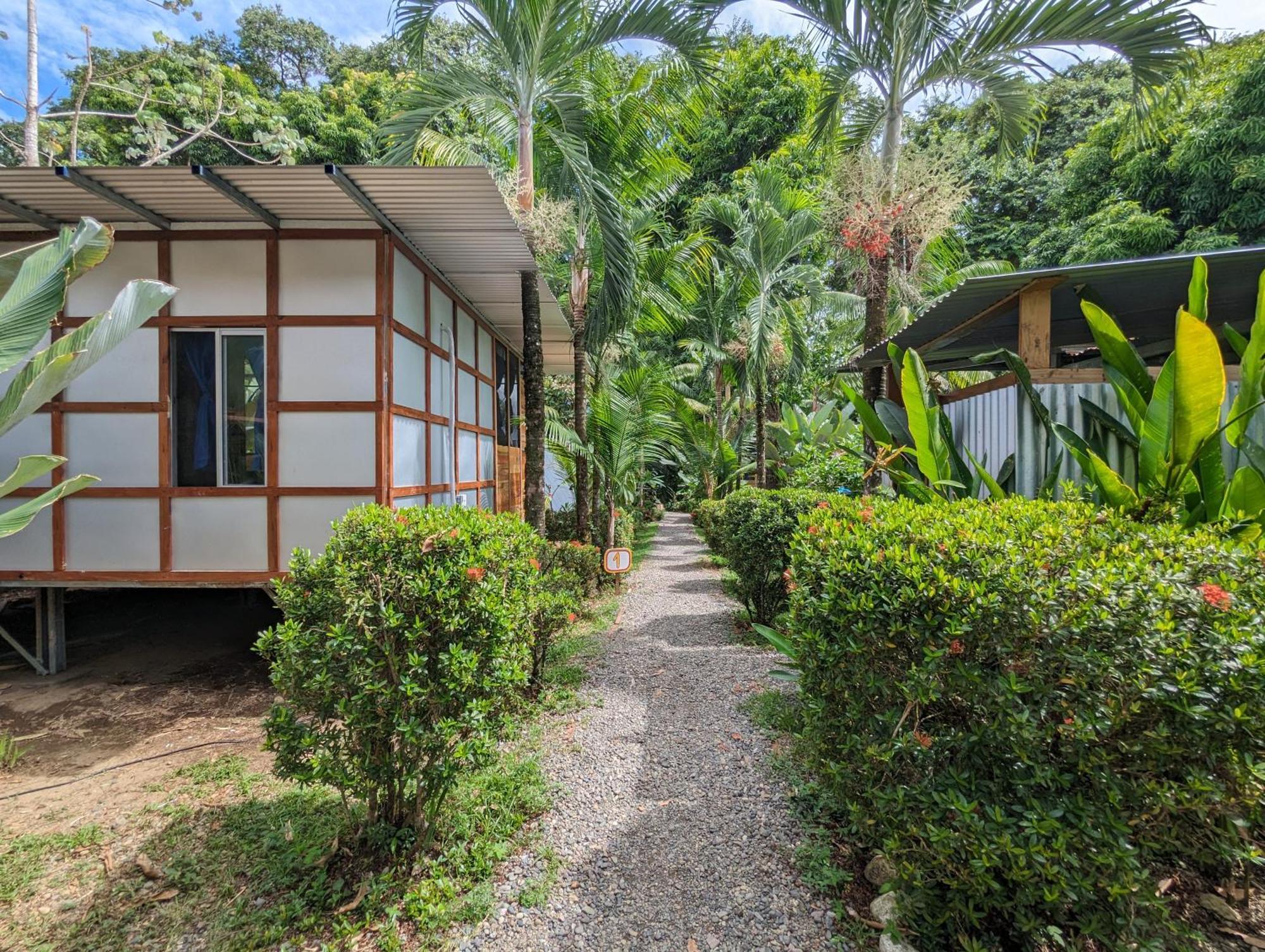 Arboura Eco Cabins Villa Uvita Exterior photo